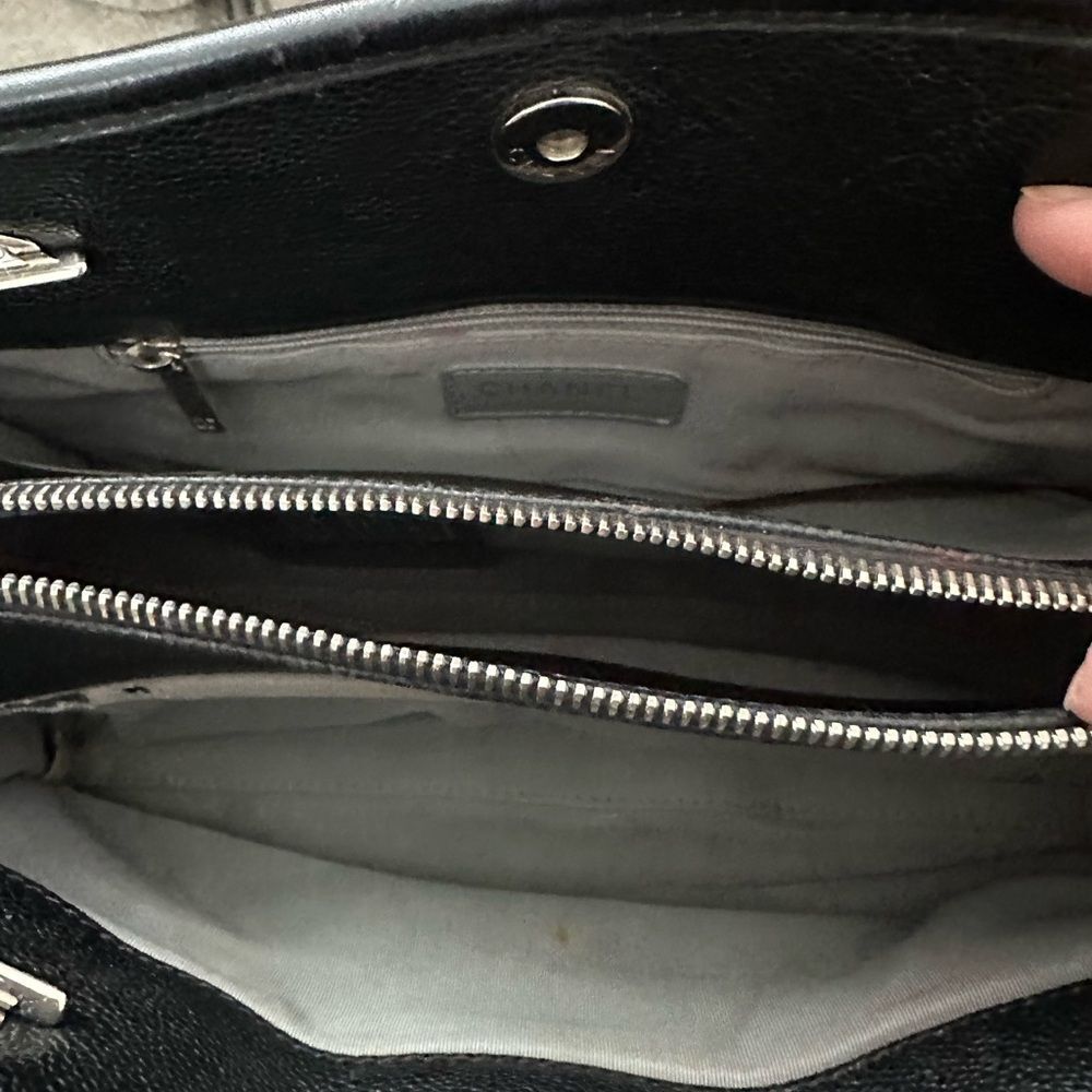 CHANEL Black Quilted Chain Shoulder Bag - Picture 9 of 14